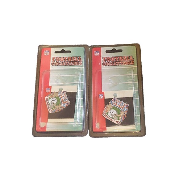 2 Indianapolis Colts Champions Super Bowl XLI Helmet Pin NFL NEW PSG FOOTBALL - Picture 1 of 5